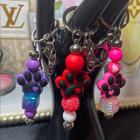 1pc Paw Print Keychain - Picture 2 of 3